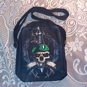 NEW! Skull Cross Body Bag 5115